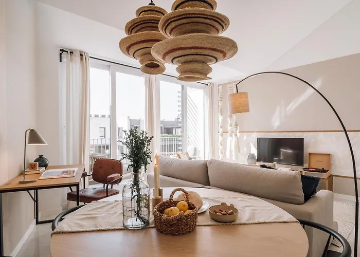 Salvia - 2 Bedrooms And Terrace In Alcantara Лиссабон