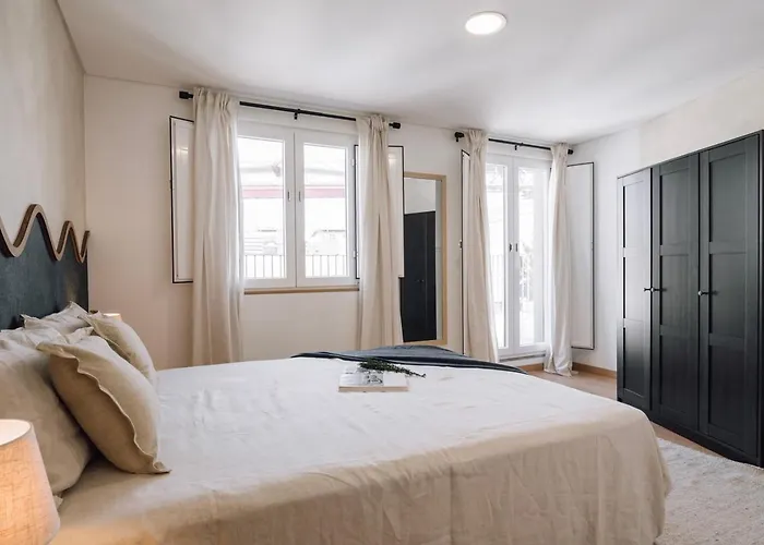 Salvia - 2 Bedrooms And Terrace In Alcantara